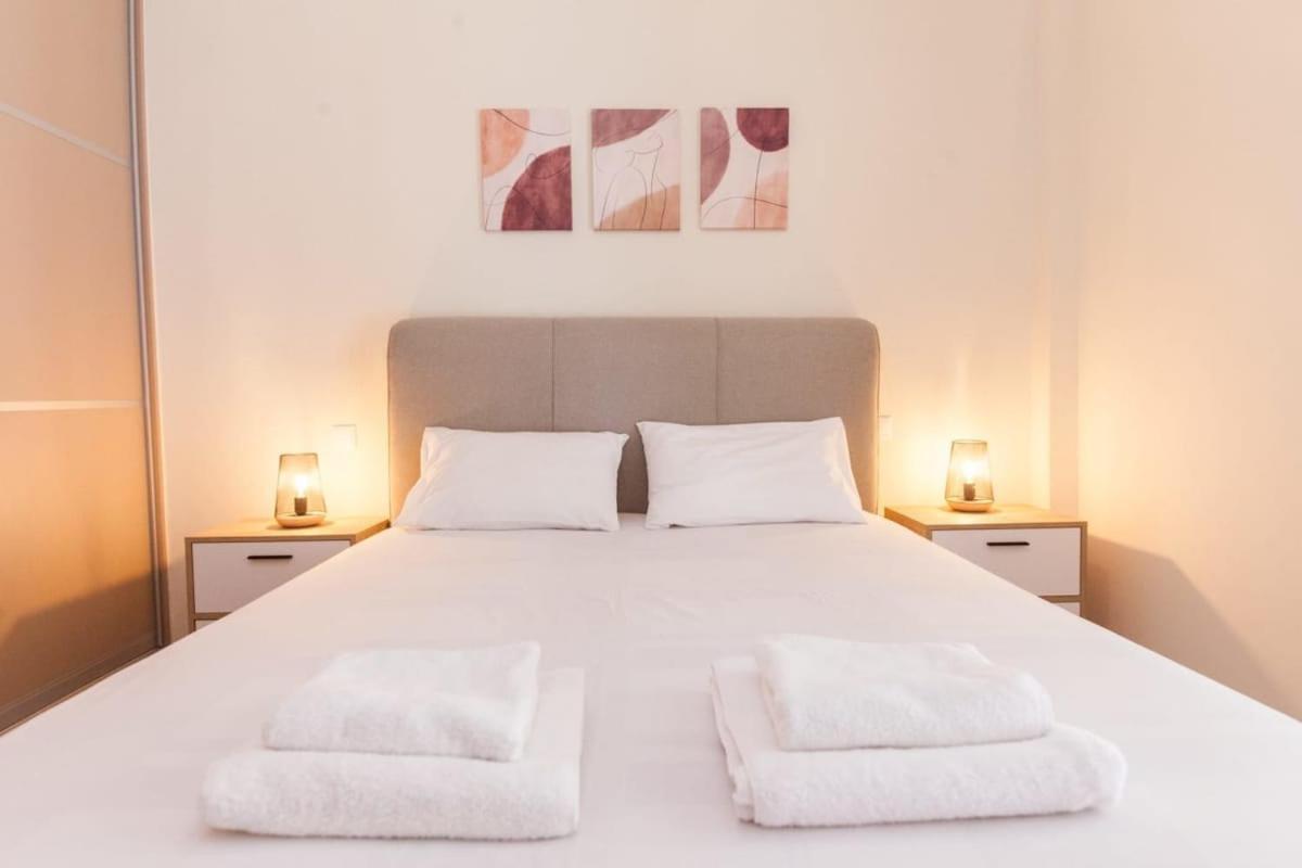 Brand New 2 Bedroom Haven Apt In Galatsi Atenas Exterior foto