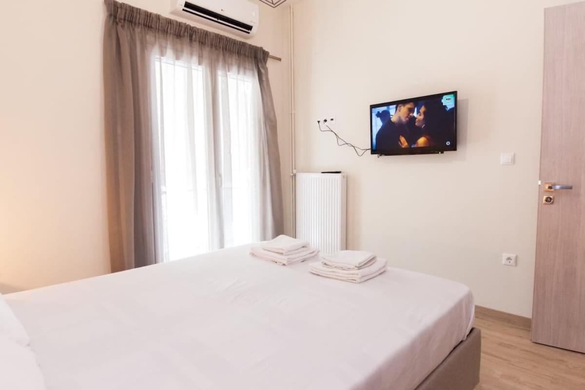 Brand New 2 Bedroom Haven Apt In Galatsi Atenas Exterior foto