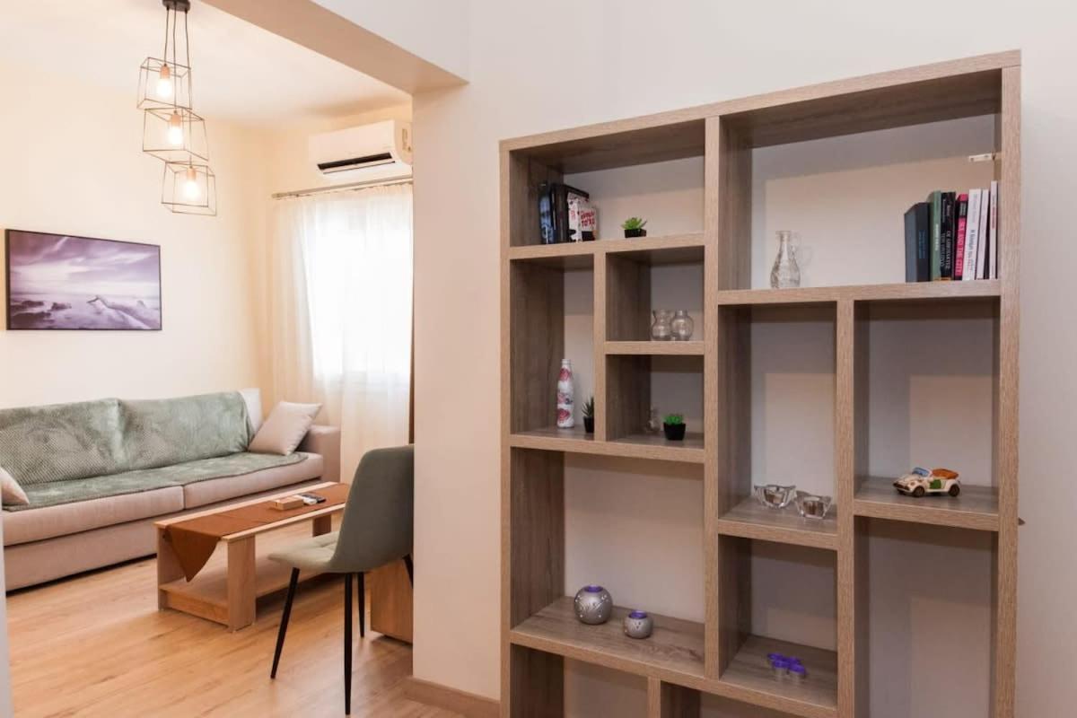 Brand New 2 Bedroom Haven Apt In Galatsi Atenas Exterior foto